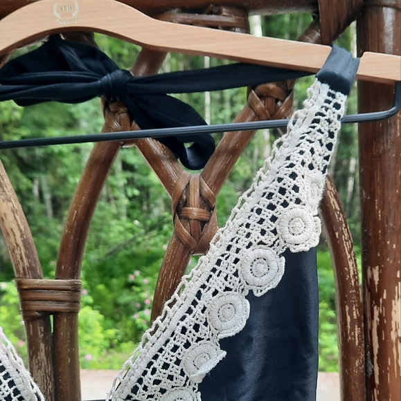 🌟3/50 Black Kona Sol Lace One Piece Swimsuit - Picture 3 of 11